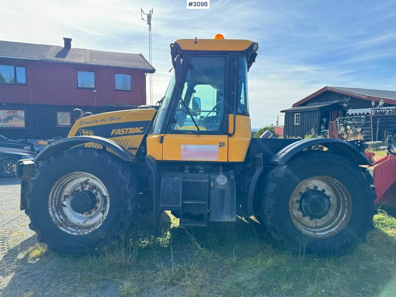 2001 JCB Fastrac 3185 4x4. The plow rigged and two sets of tires. - Трактор: фото 2 2001 JCB Fastrac 3185 4x4. The plow rigged and two sets of tires. - Трактор: фото 2