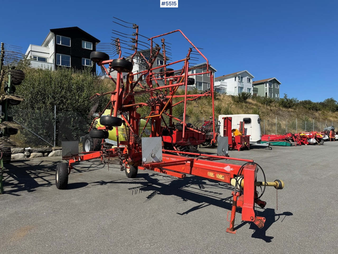 2002 Kuhn GA 7301 Collecting rake - Техника для сенозаготовки: фото 3 2002 Kuhn GA 7301 Collecting rake - Техника для сенозаготовки: фото 3