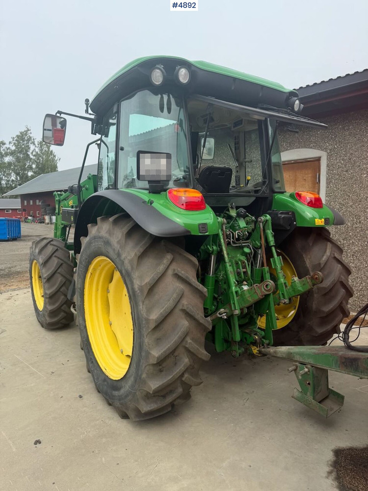 2004 John Deere 5720 4x4 w/ front loader - Трактор: фото 4 2004 John Deere 5720 4x4 w/ front loader - Трактор: фото 4