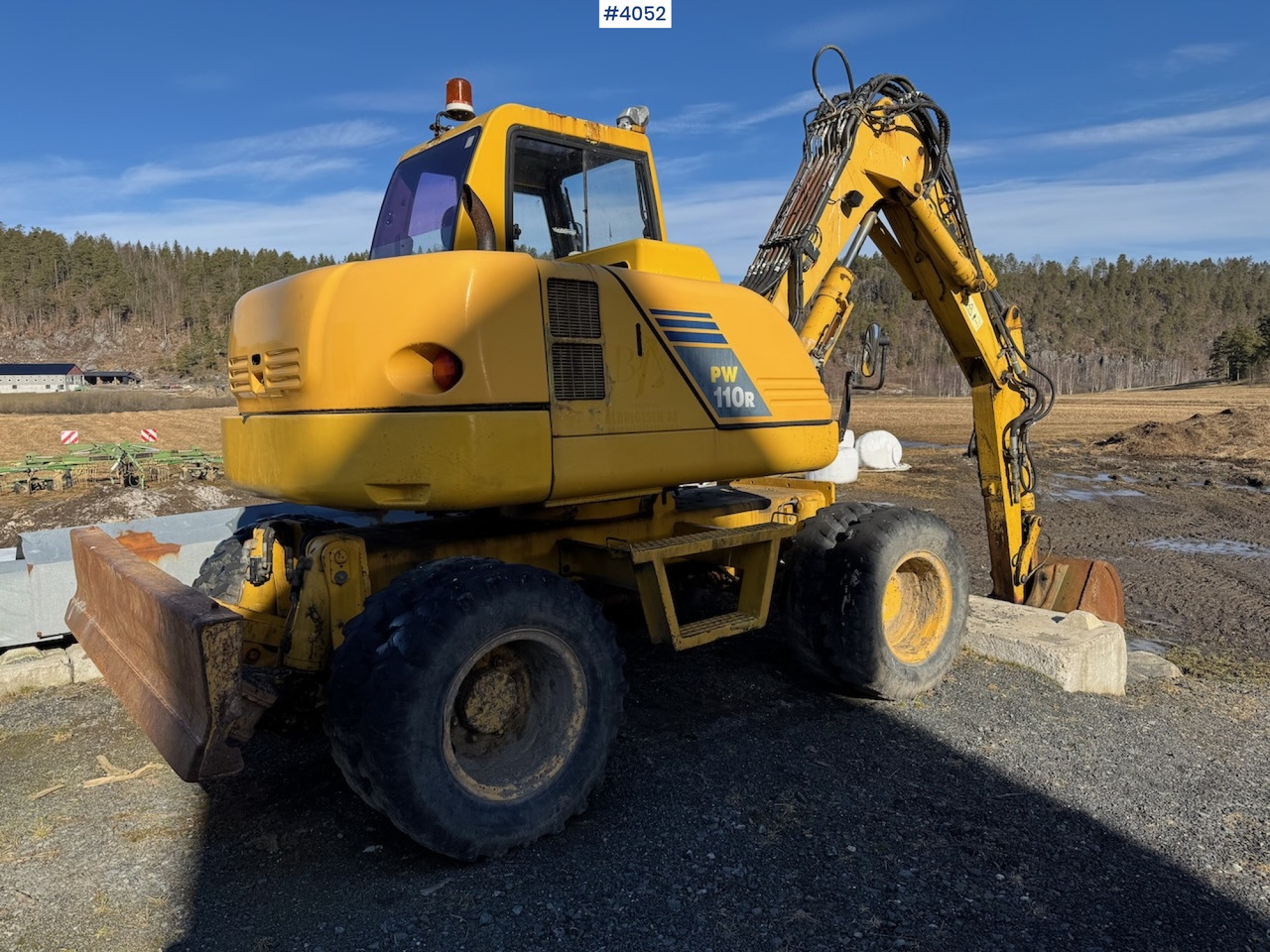 2004 Komatsu PW 110R - Экскаватор: фото 3 2004 Komatsu PW 110R - Экскаватор: фото 3