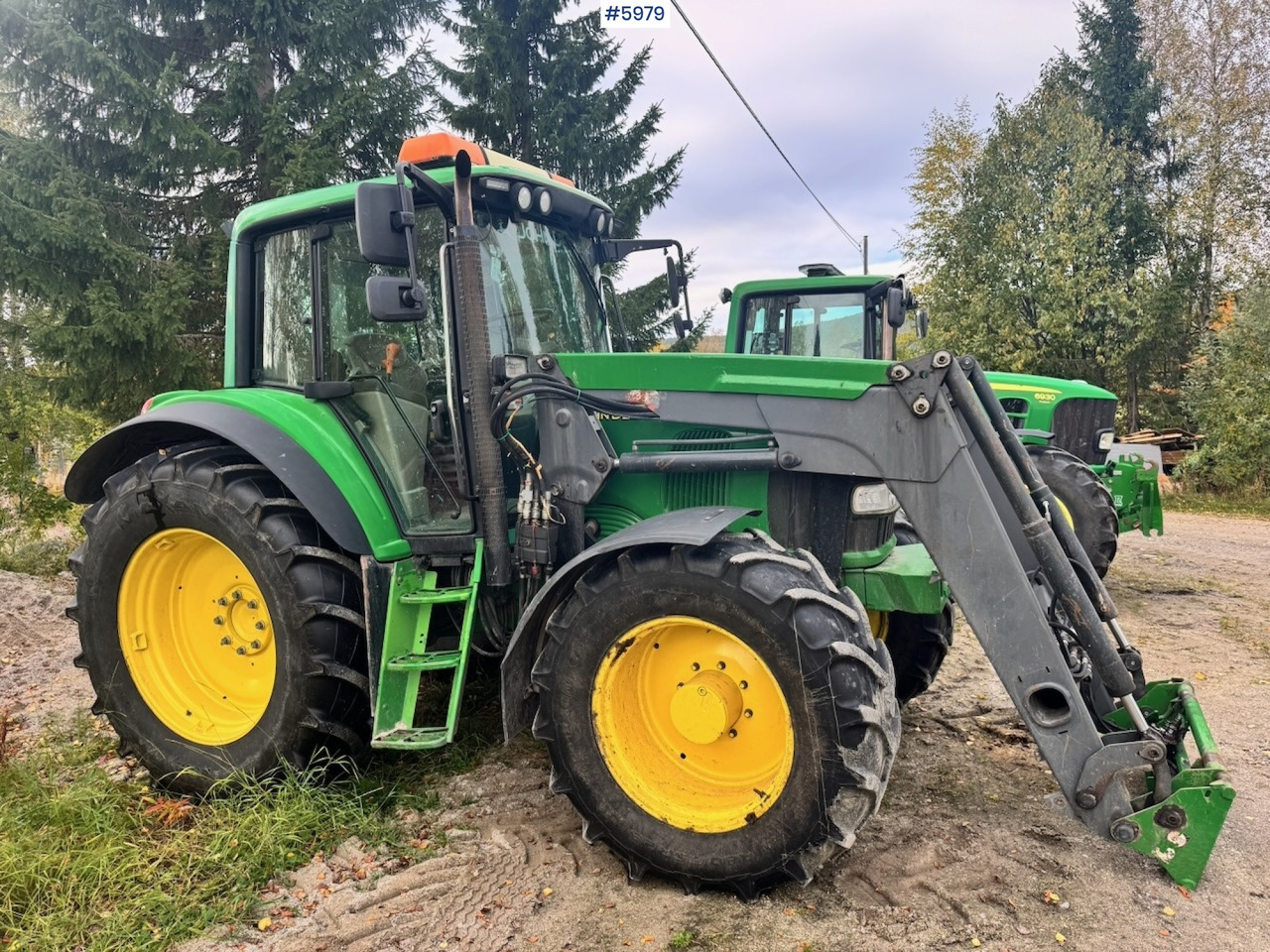 2005 John Deere 6420 with Front Loader - Трактор: фото 3 2005 John Deere 6420 with Front Loader - Трактор: фото 3