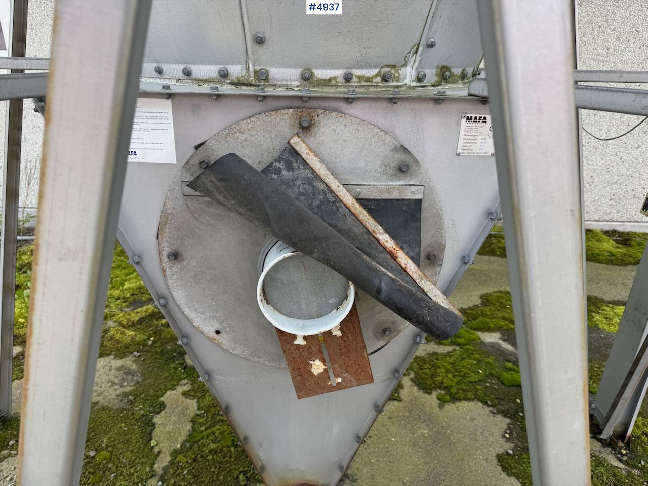 Инвентарь для животноводства 2008 Mafa 27.6 cubic meter feed silos x2: фото 22