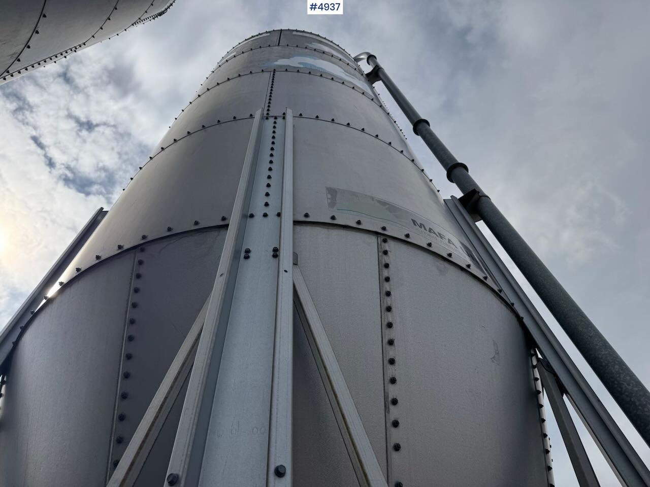 Инвентарь для животноводства 2008 Mafa 27.6 cubic meter feed silos x2: фото 9