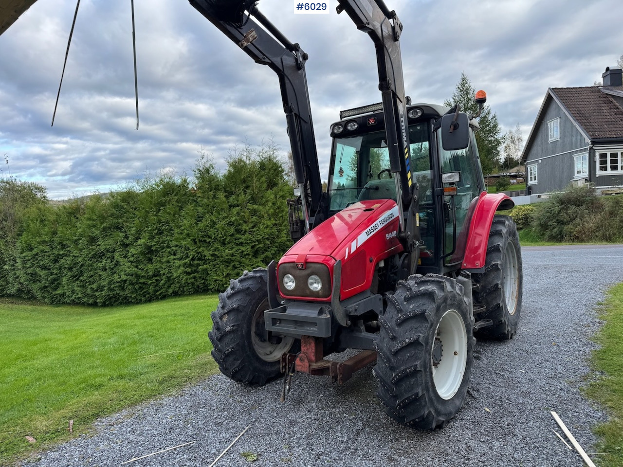 2010 Massey Ferguson 5445 with Front Loader - Трактор: фото 2 2010 Massey Ferguson 5445 with Front Loader - Трактор: фото 2