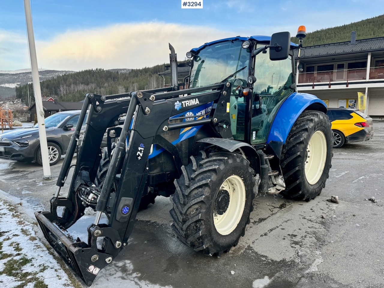 2013 New Holland T5.95 with Trima +2.1P Front Loader. New Engine! - Трактор: фото 4 2013 New Holland T5.95 with Trima +2.1P Front Loader. New Engine! - Трактор: фото 4
