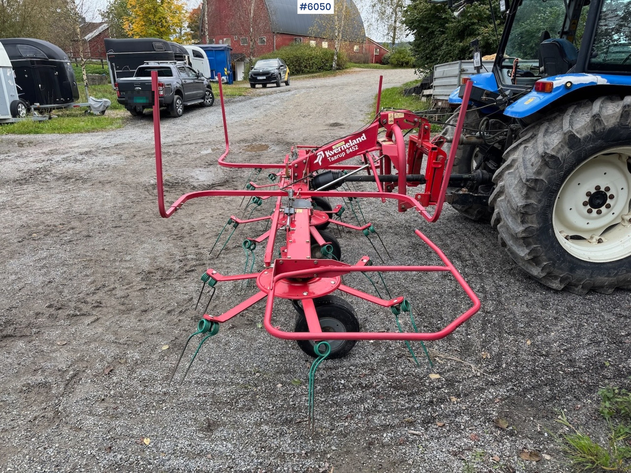 2014 Kverneland Taarup 8452 Spreader harrow. - Техника для сенозаготовки: фото 5 2014 Kverneland Taarup 8452 Spreader harrow. - Техника для сенозаготовки: фото 5