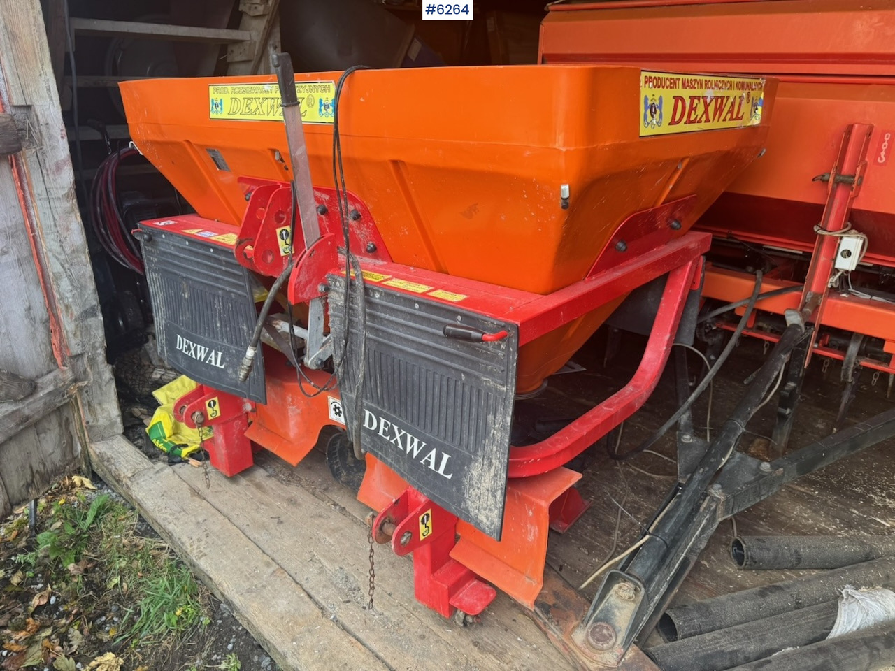 2015 Dexwal Tornado fertilizer spreader - Разбрасыватель удобрений: фото 1 2015 Dexwal Tornado fertilizer spreader - Разбрасыватель удобрений: фото 1