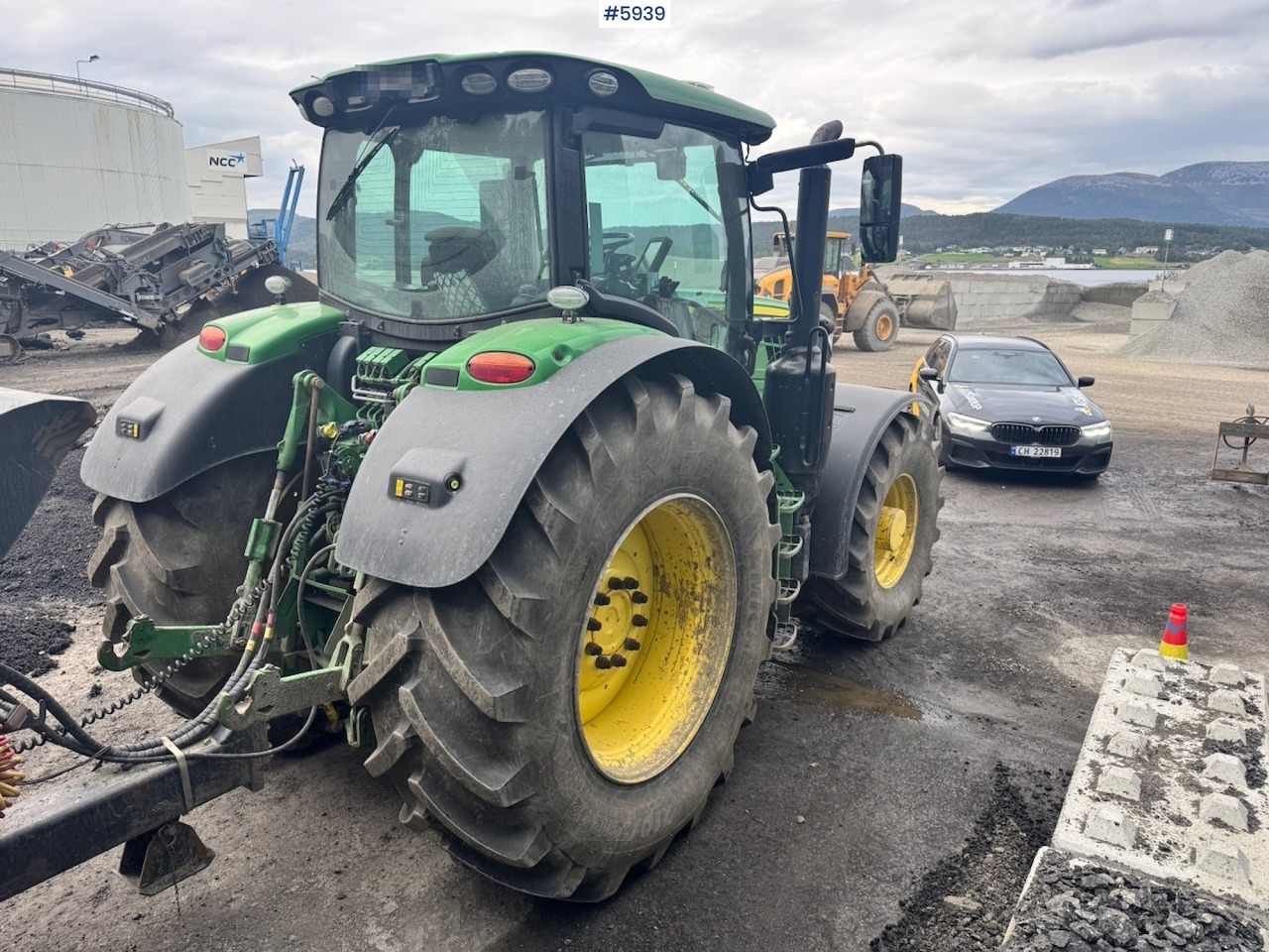 2020 John Deere 6215R w/ Front PTO and hydraulics. 2 sets of tires. - Трактор: фото 5 2020 John Deere 6215R w/ Front PTO and hydraulics. 2 sets of tires. - Трактор: фото 5
