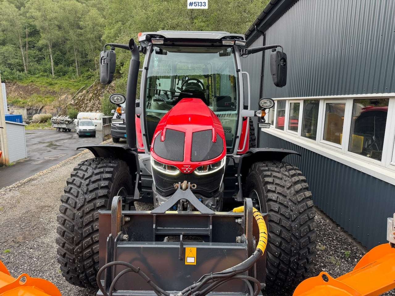 2022 Massey Ferguson 5S.105 w/front hydraulics and plowing rig - Трактор: фото 4 2022 Massey Ferguson 5S.105 w/front hydraulics and plowing rig - Трактор: фото 4