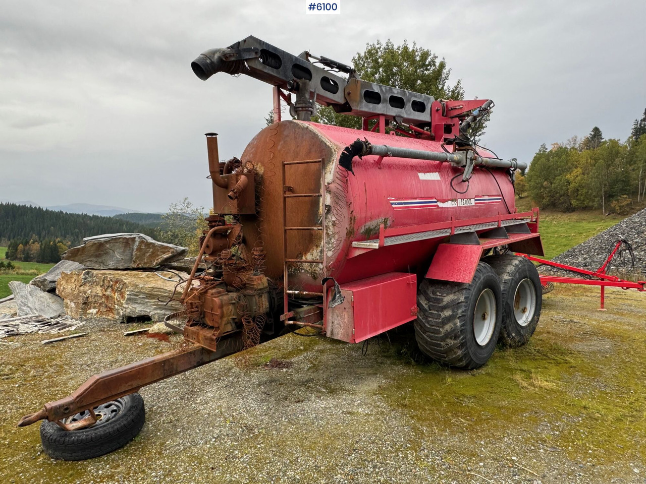 Høgborg 12,000L fertilizer trailer - Цистерна для жидкого навоза: фото 2 Høgborg 12,000L fertilizer trailer - Цистерна для жидкого навоза: фото 2