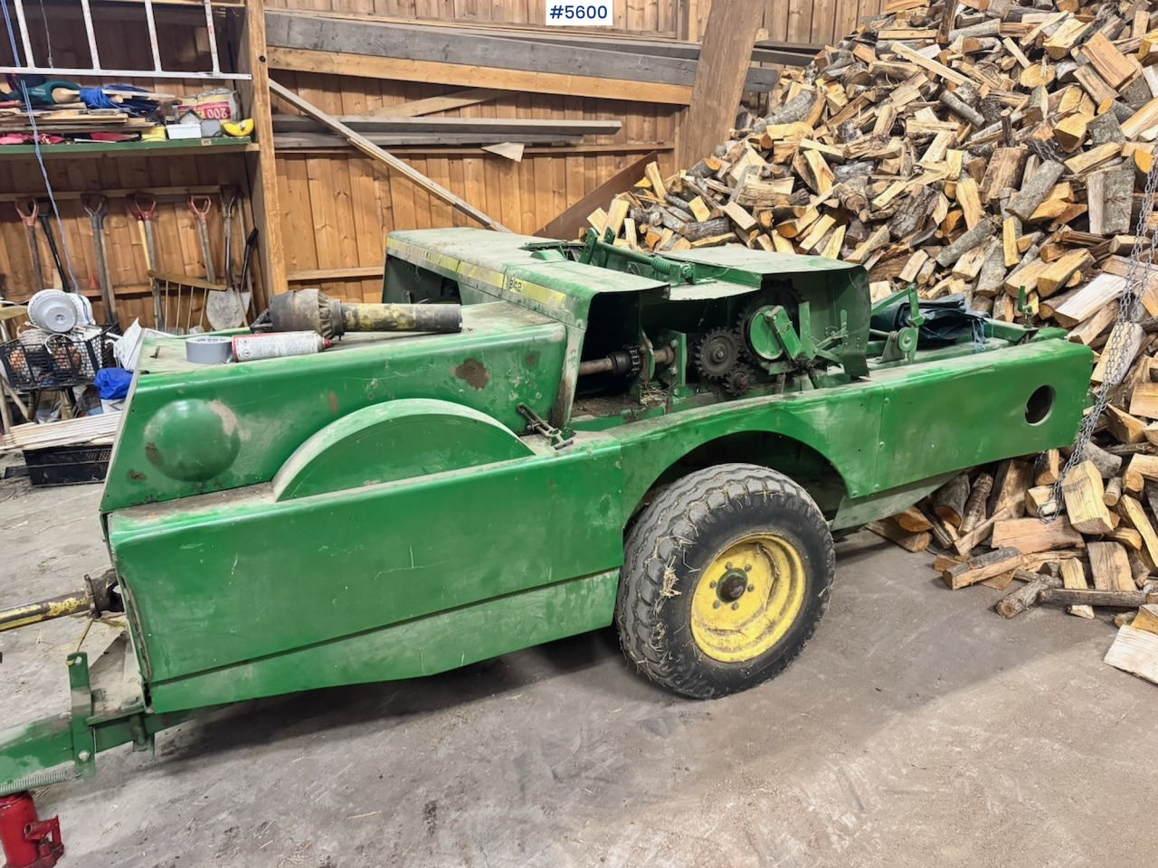 John Deere 342 Square Baler - Техника для сенозаготовки: фото 2 John Deere 342 Square Baler - Техника для сенозаготовки: фото 2