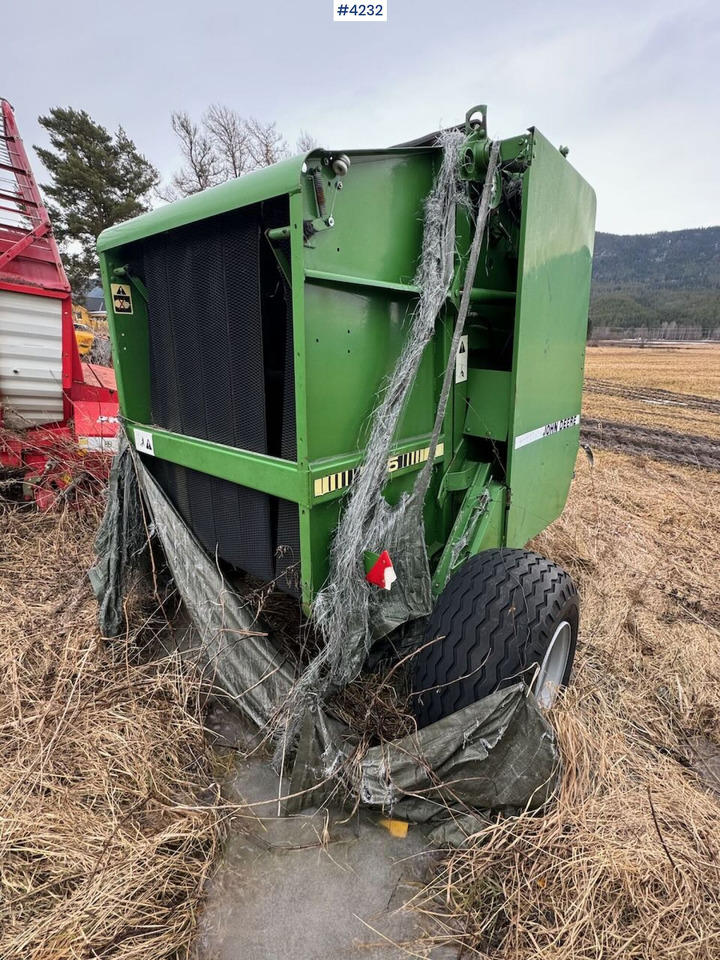 Техника для сенозаготовки John Deere 545 Round baler: фото 7