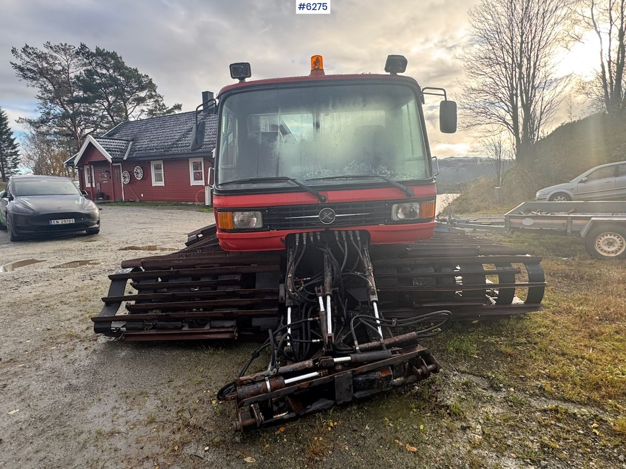 1985 Kässbohrer PB 270DS treadle machine w/ cutters and smoothing board - Коммунальная/ Специальная техника: фото 2 1985 Kässbohrer PB 270DS treadle machine w/ cutters and smoothing board - Коммунальная/ Специальная техника: фото 2