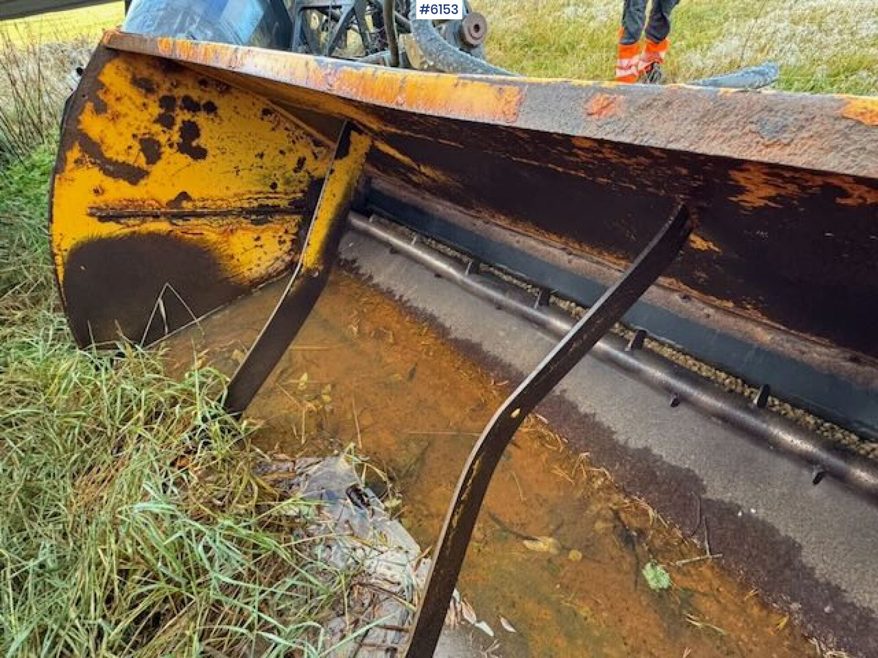 2012 Dalen 2034 sand spreader - Коммунальная/ Специальная техника: фото 2 2012 Dalen 2034 sand spreader - Коммунальная/ Специальная техника: фото 2