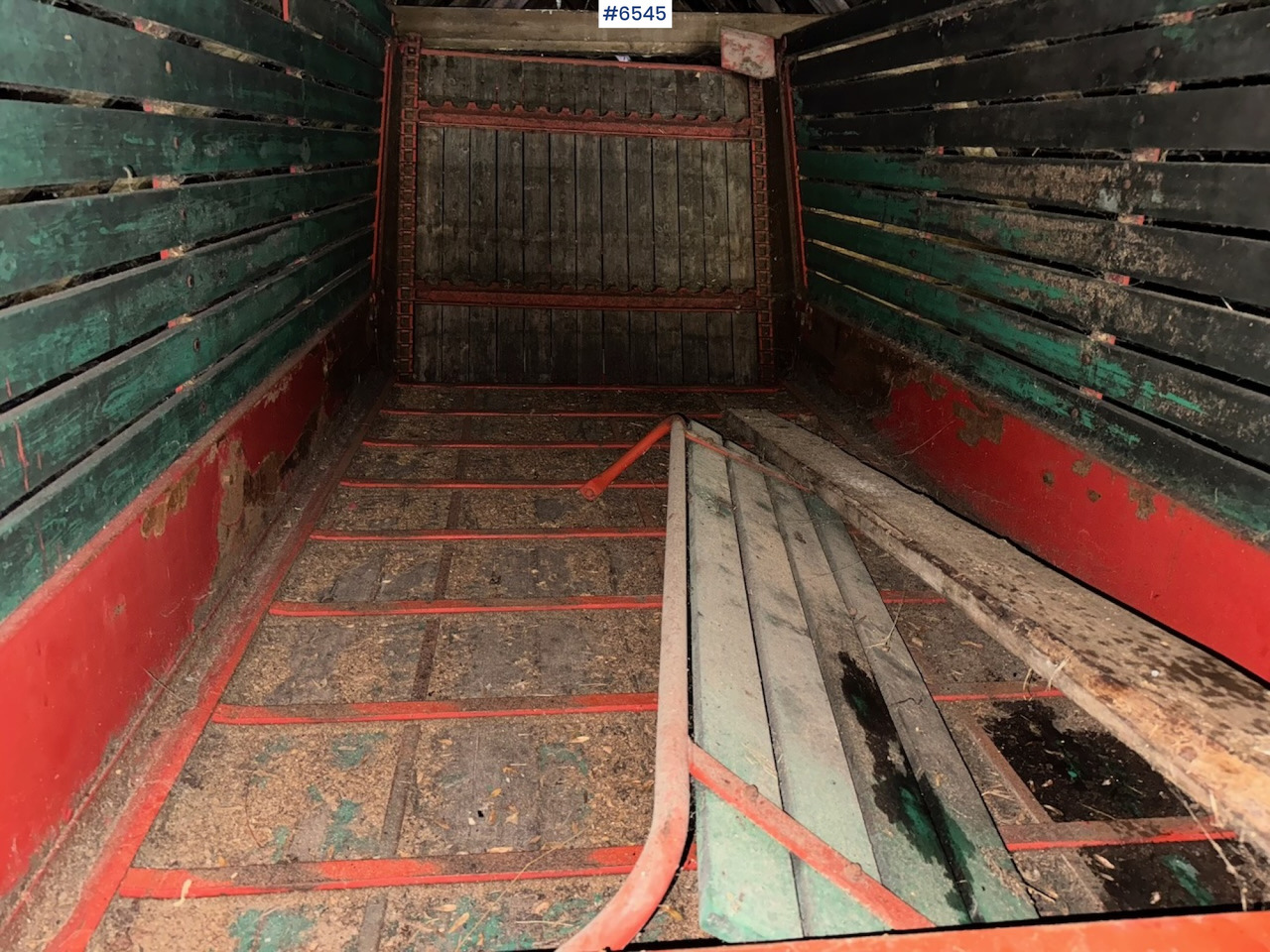 Kverneland UN 7000 Harvesting wagon w/ throwing roller. - Техника для сенозаготовки: фото 5 Kverneland UN 7000 Harvesting wagon w/ throwing roller. - Техника для сенозаготовки: фото 5