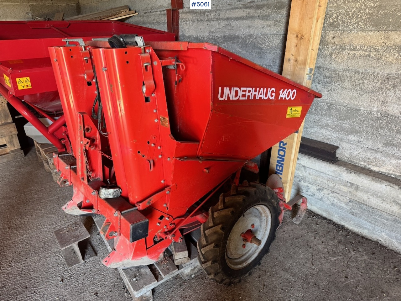 Kverneland Underhaug 1400 Potato picker - Техника для обработки почвы: фото 1 Kverneland Underhaug 1400 Potato picker - Техника для обработки почвы: фото 1
