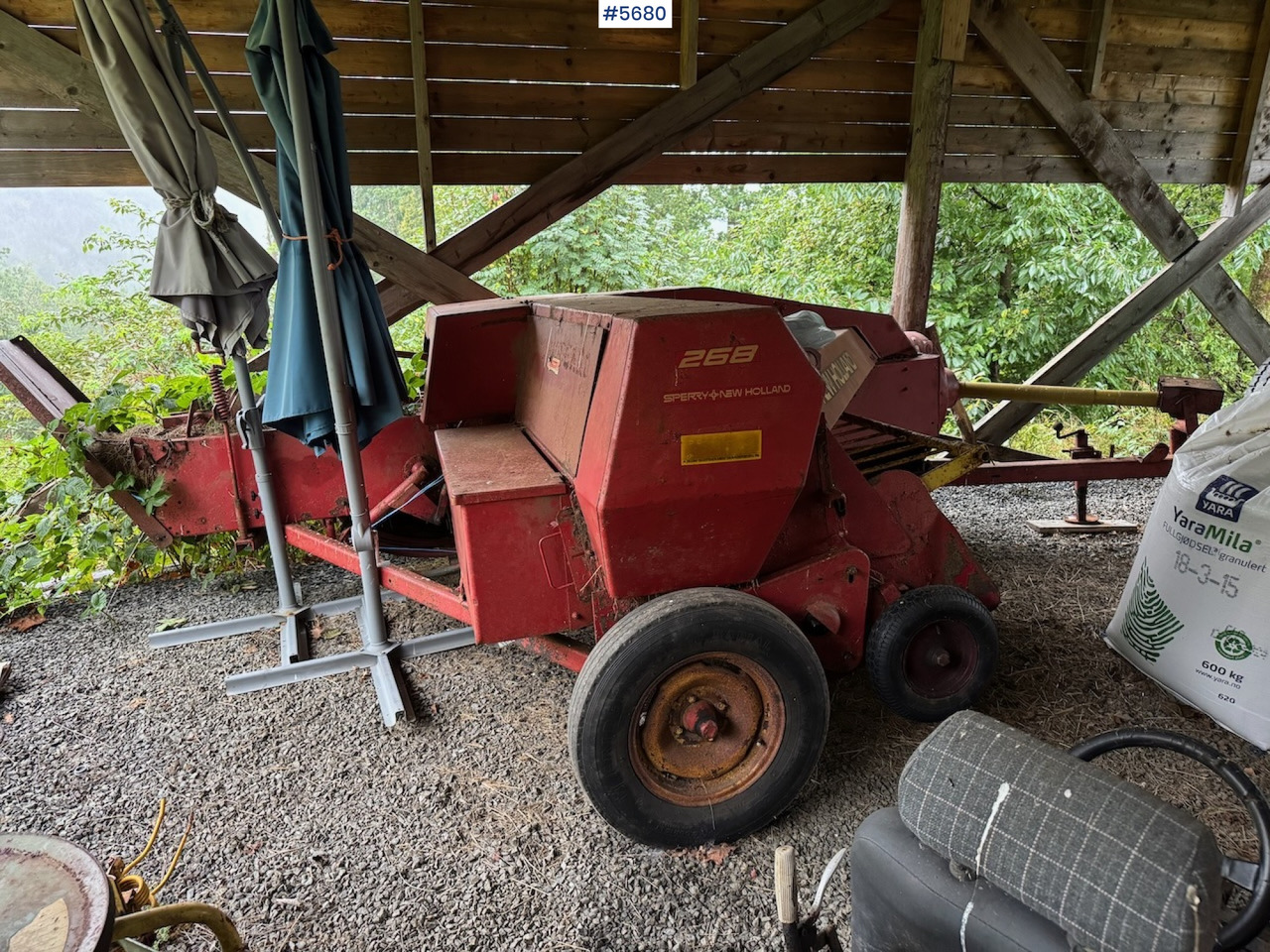 New Holland 268 Square Baler - Техника для сенозаготовки: фото 4 New Holland 268 Square Baler - Техника для сенозаготовки: фото 4