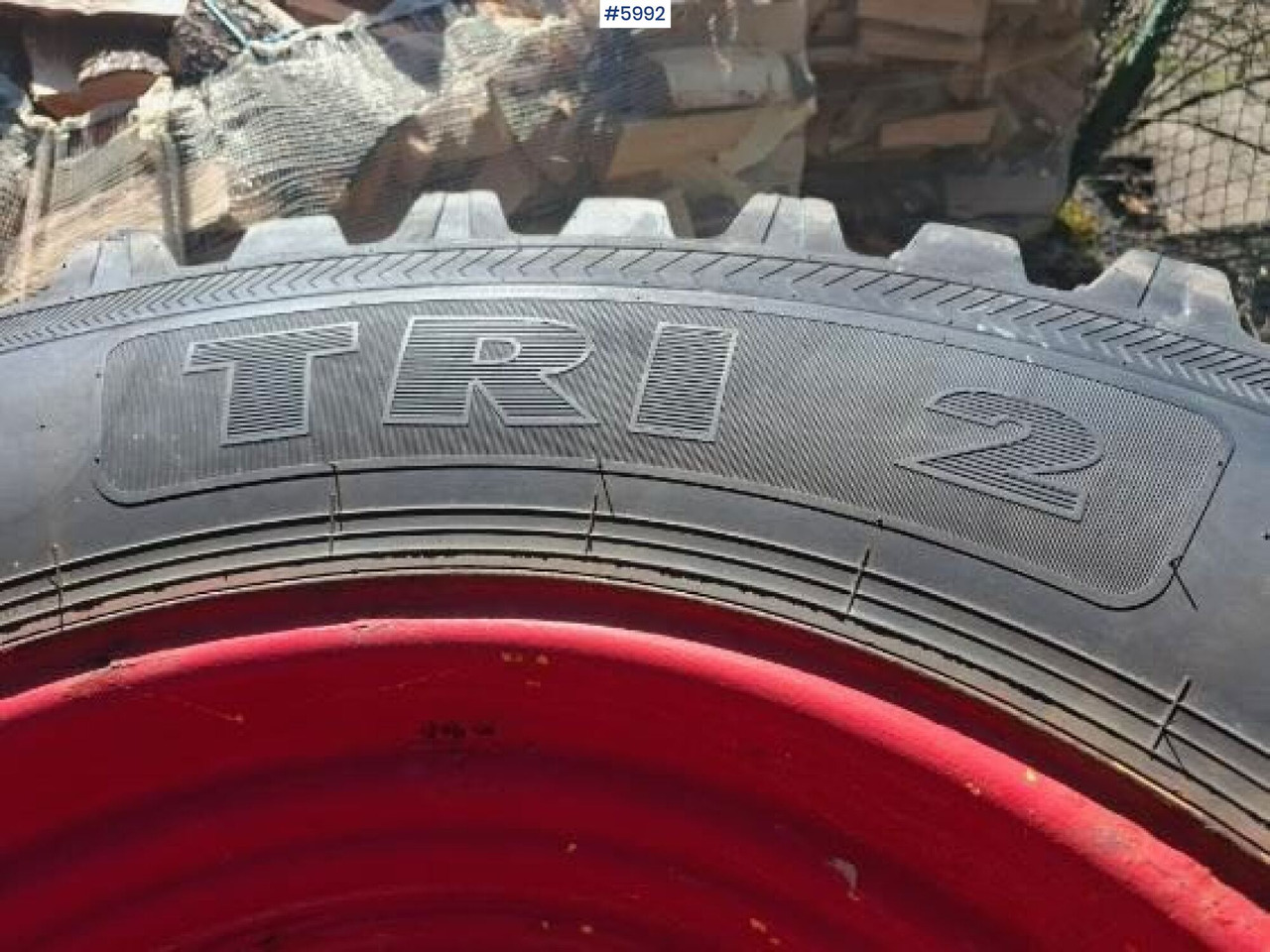 Nokian TRI2 2stk dekk på felg 540/65R30 - Колесо: фото 4 Nokian TRI2 2stk dekk på felg 540/65R30 - Колесо: фото 4