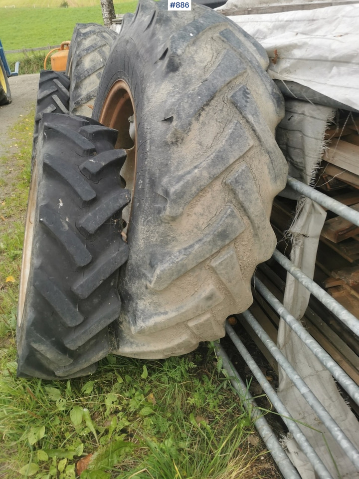 Wheel set on Deutz-Fahr 3.60 - Колесо для Сельскохозяйственной техники: фото 2 Wheel set on Deutz-Fahr 3.60 - Колесо для Сельскохозяйственной техники: фото 2