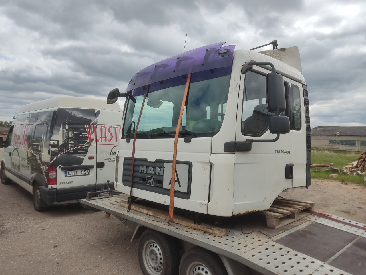 MAN cab F99/L17 - Кабина: фото 2 MAN cab F99/L17 - Кабина: фото 2