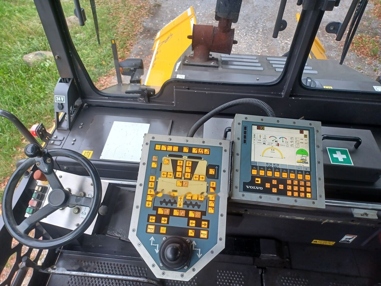 Асфальтоукладчик Volvo-ABG P6870C: фото 12 Асфальтоукладчик Volvo-ABG P6870C: фото 12