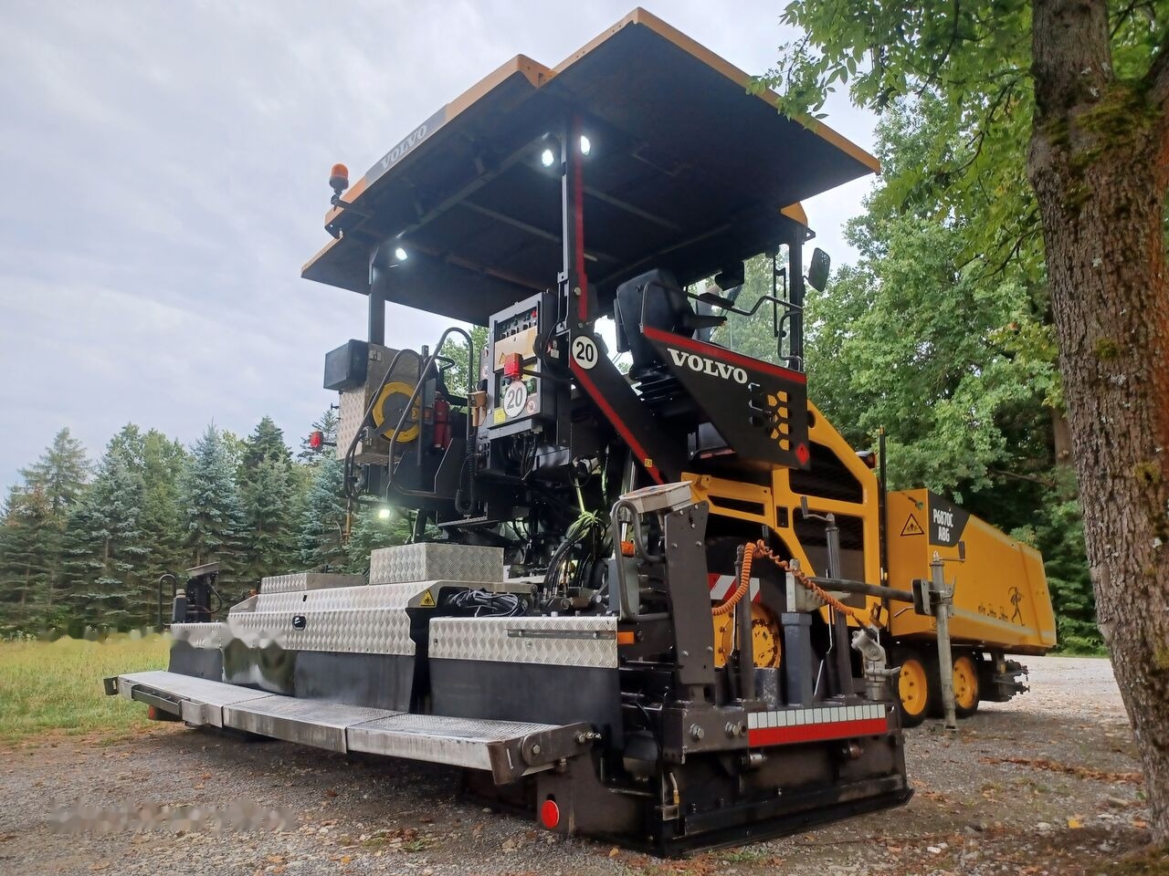 Асфальтоукладчик Volvo-ABG P6870C: фото 7 Асфальтоукладчик Volvo-ABG P6870C: фото 7