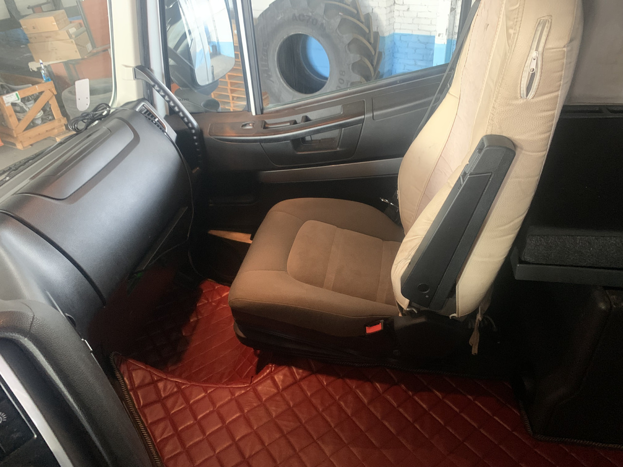 Тягач Iveco Stralis 510 AS440STX/P 6X2 2018 Salon Polska: фото 22
