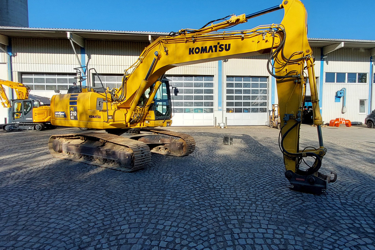Гусеничный экскаватор Komatsu PC210LCi-10: фото 5 Гусеничный экскаватор Komatsu PC210LCi-10: фото 5