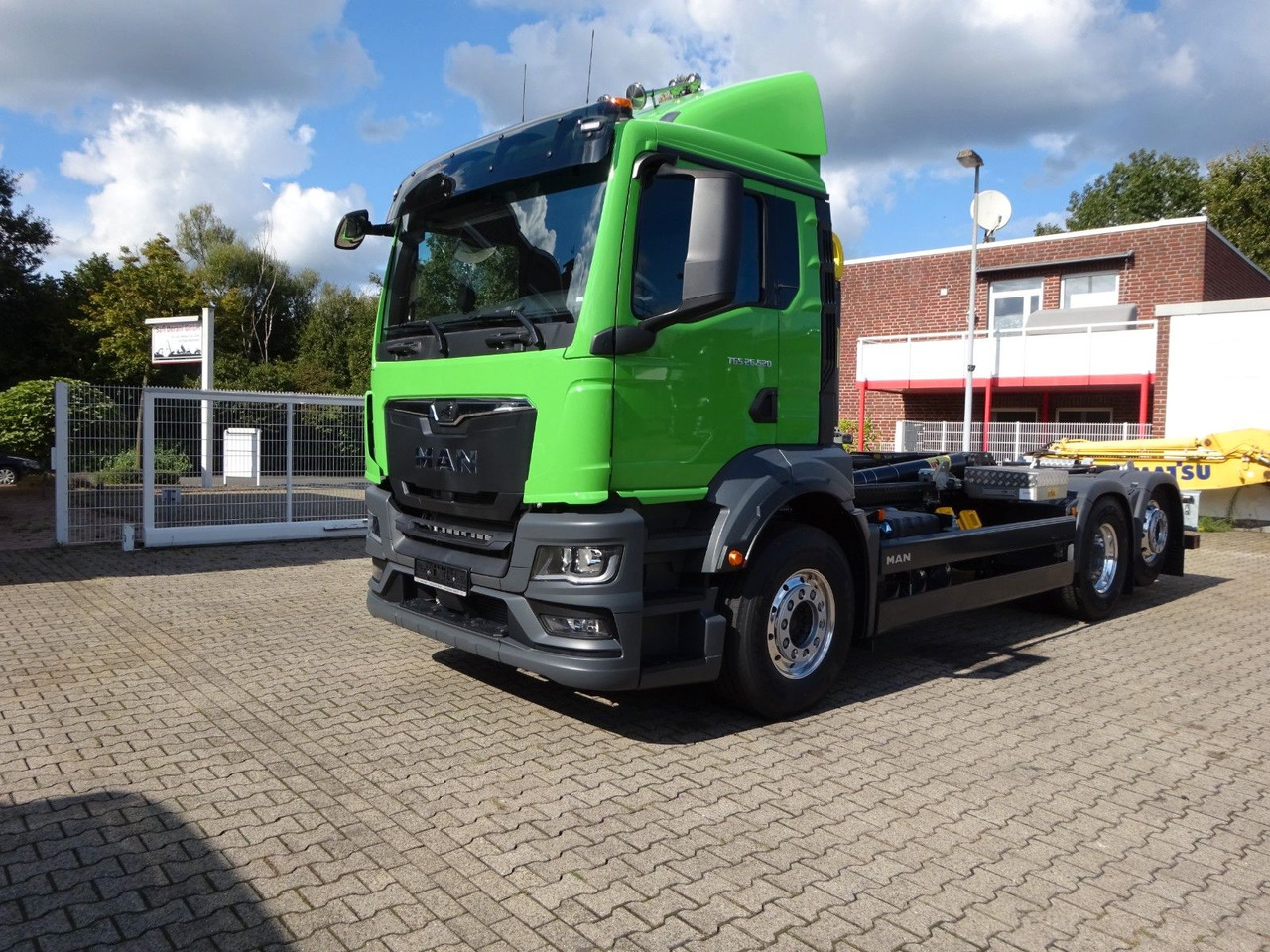MAN 26.520 TGS HYVA Abroller 6x2 NEU !!! MAN 26.520 TGS HYVA Abroller 6x2 NEU !!! - Крюковой мультилифт: фото 3 MAN 26.520 TGS HYVA Abroller 6x2 NEU !!! MAN 26.520 TGS HYVA Abroller 6x2 NEU !!! - Крюковой мультилифт: фото 3