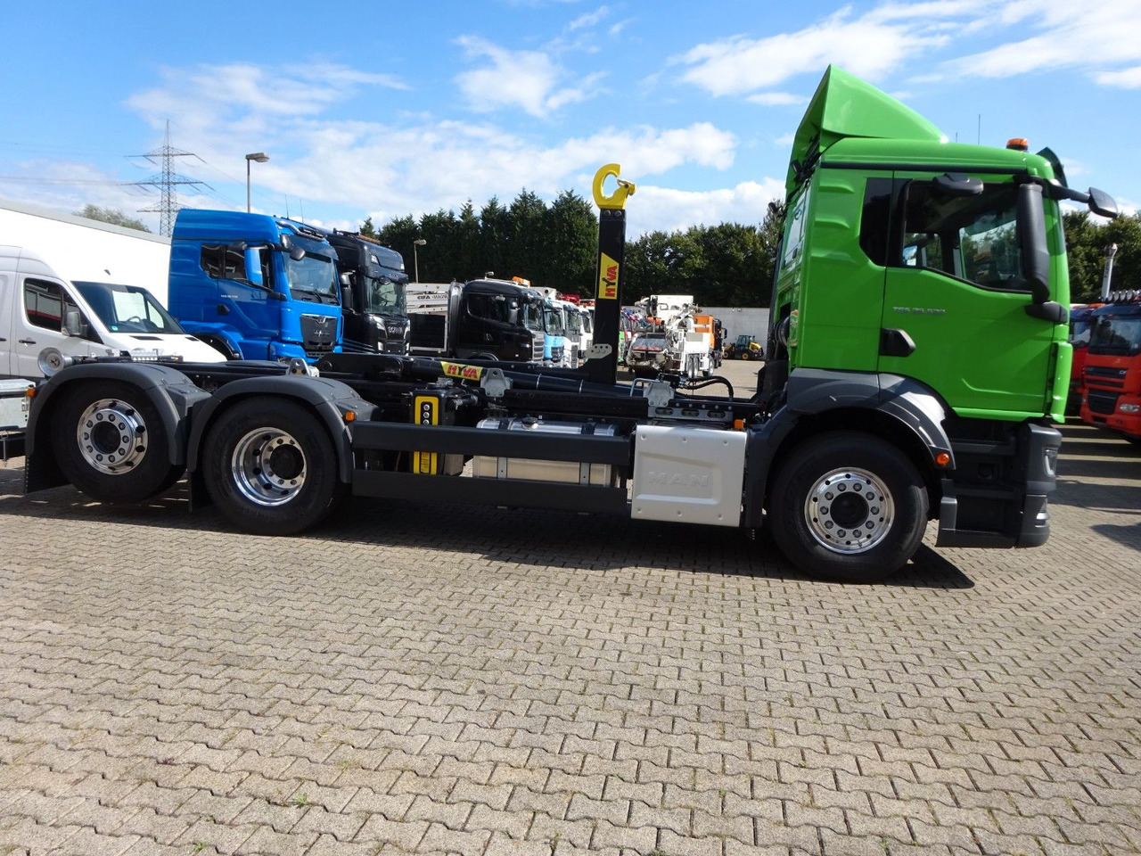 MAN 26.520 TGS HYVA Abroller 6x2 NEU !!! MAN 26.520 TGS HYVA Abroller 6x2 NEU !!! - Крюковой мультилифт: фото 2 MAN 26.520 TGS HYVA Abroller 6x2 NEU !!! MAN 26.520 TGS HYVA Abroller 6x2 NEU !!! - Крюковой мультилифт: фото 2