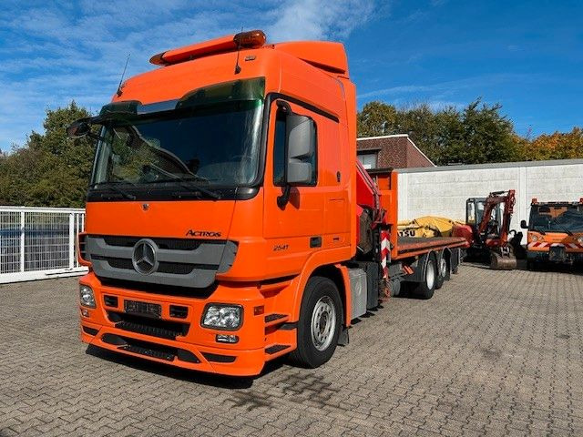 Mercedes-Benz 2541 Actros Plattform + FASSI Kran 6X2 - Автоманипулятор: фото 1 Mercedes-Benz 2541 Actros Plattform + FASSI Kran 6X2 - Автоманипулятор: фото 1