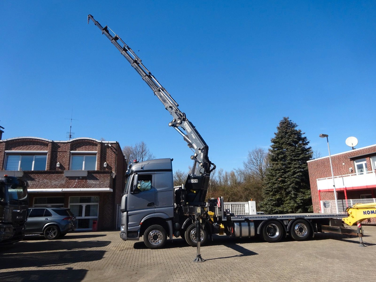 Mercedes-Benz 3453 Plattform + Fassi F820 Kran 8x2 Mercedes-Benz 3453 FASSI F820 Kran 8x Hydr. Ausschub - Автоманипулятор, Грузовик бортовой/ Платформа: фото 2 Mercedes-Benz 3453 Plattform + Fassi F820 Kran 8x2 Mercedes-Benz 3453 FASSI F820 Kran 8x Hydr. Ausschub - Автоманипулятор, Грузовик бортовой/ Платформа: фото 2
