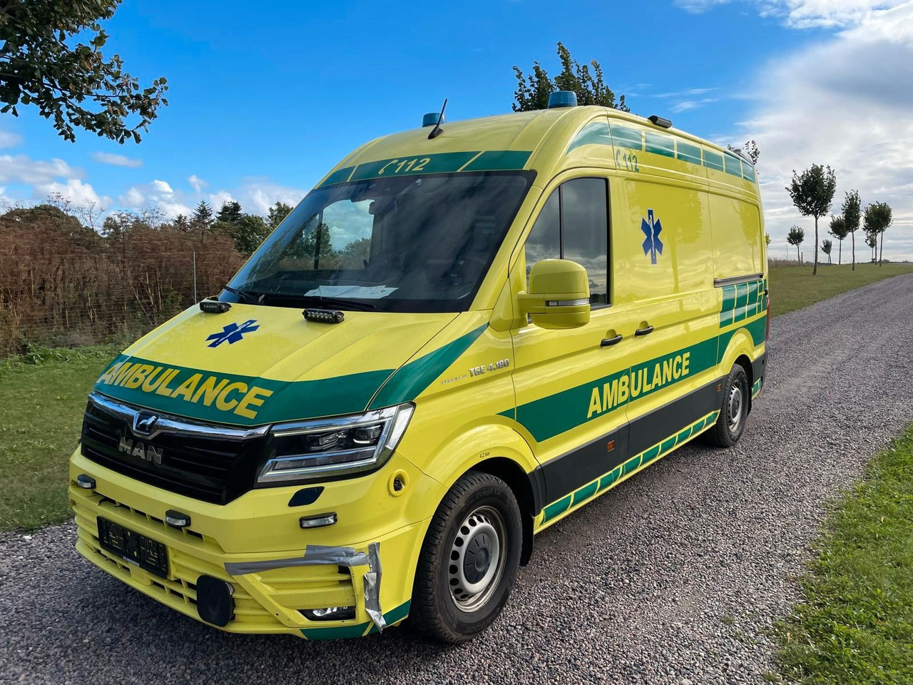 MAN TGE 4.180 Ambulance * 29 400 € netto *RESERVED - Машина скорой помощи: фото 1 MAN TGE 4.180 Ambulance * 29 400 € netto *RESERVED - Машина скорой помощи: фото 1