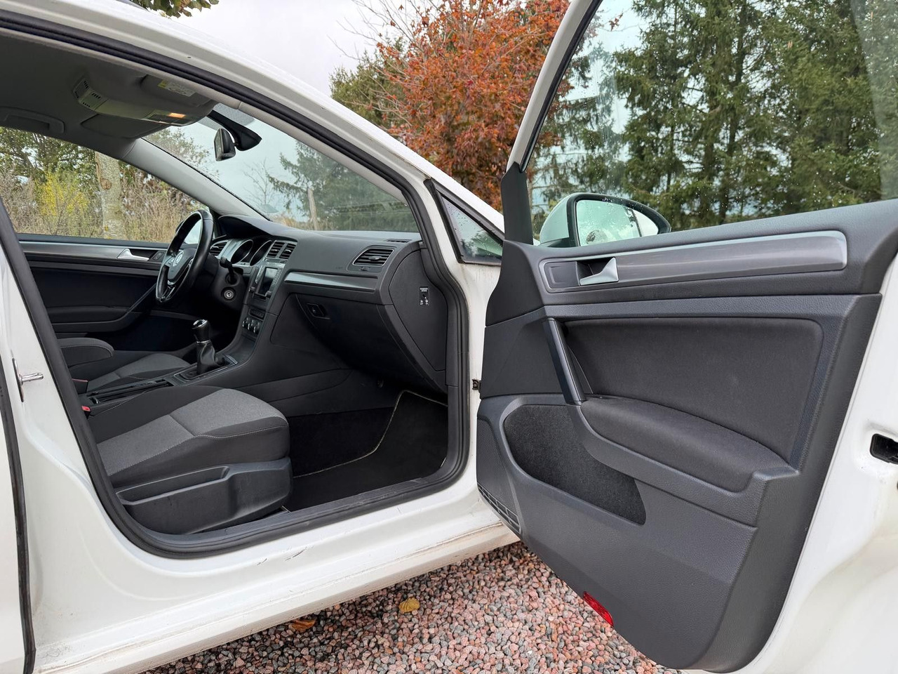 Универсал Volkswagen Golf VII Trendline BlueMotion: фото 12