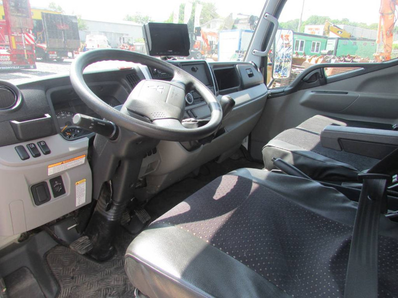 FUSO Canter 3 C 15 - Грузовик бортовой/ Платформа: фото 2 FUSO Canter 3 C 15 - Грузовик бортовой/ Платформа: фото 2