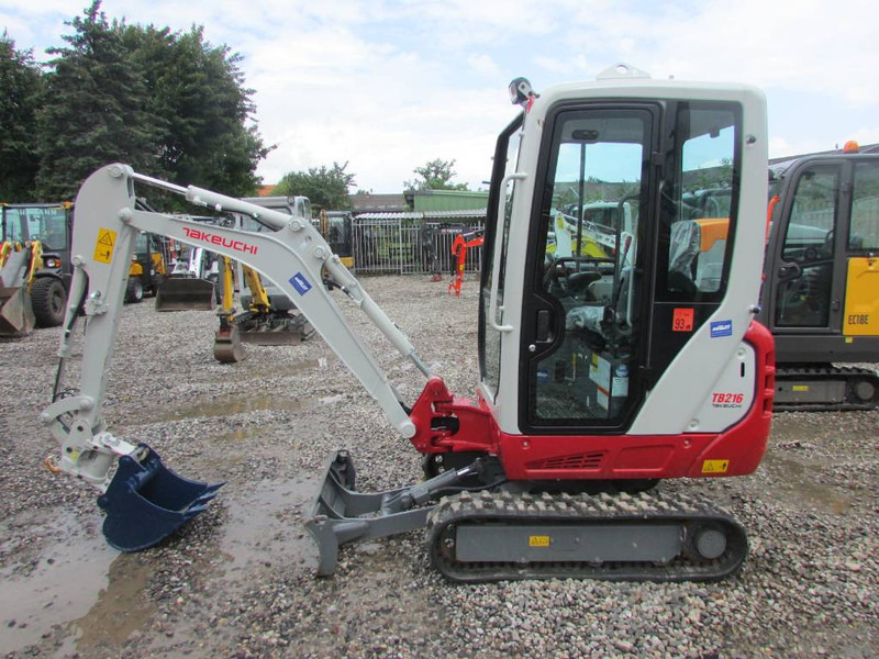 Takeuchi TB 216 V3 Minibagger 26.500 EUR - Мини-экскаватор: фото 1 Takeuchi TB 216 V3 Minibagger 26.500 EUR - Мини-экскаватор: фото 1