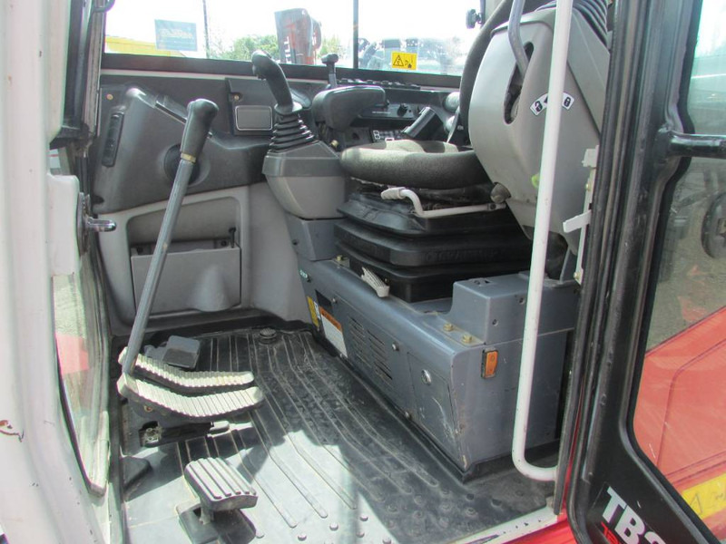 Takeuchi TB 260 Minibagger / AC / 44.500 EUR - Мини-экскаватор: фото 4 Takeuchi TB 260 Minibagger / AC / 44.500 EUR - Мини-экскаватор: фото 4