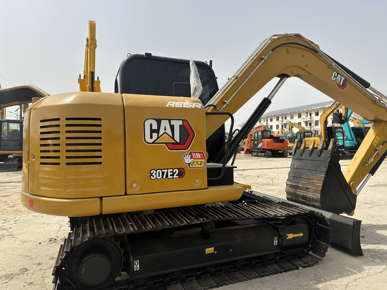 CATERPILLAR 307E2 - Мини-экскаватор: фото 2 CATERPILLAR 307E2 - Мини-экскаватор: фото 2