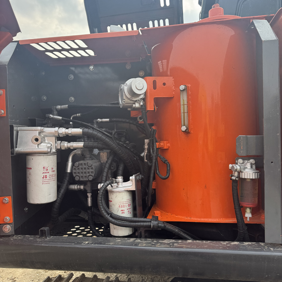 HITACHI ZX120 - Гусеничный экскаватор: фото 4 HITACHI ZX120 - Гусеничный экскаватор: фото 4