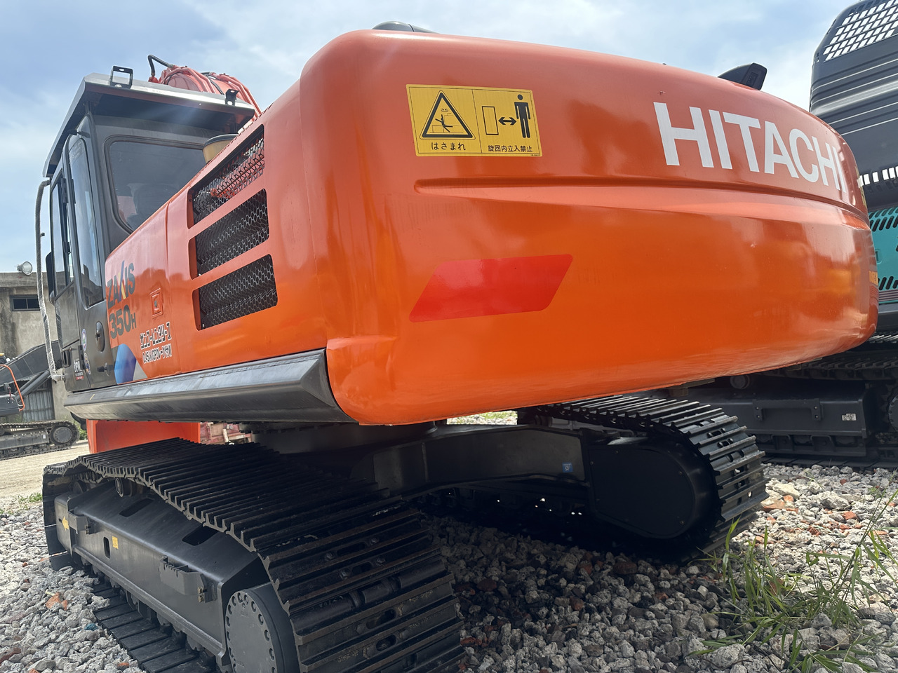 HITACHI ZX350H - Гусеничный экскаватор: фото 2 HITACHI ZX350H - Гусеничный экскаватор: фото 2