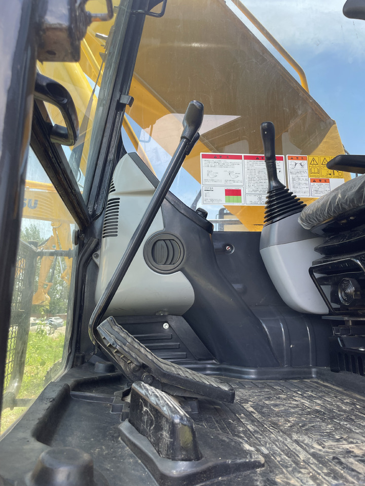 KOMATSU PC 220-8 - Гусеничный экскаватор: фото 5 KOMATSU PC 220-8 - Гусеничный экскаватор: фото 5