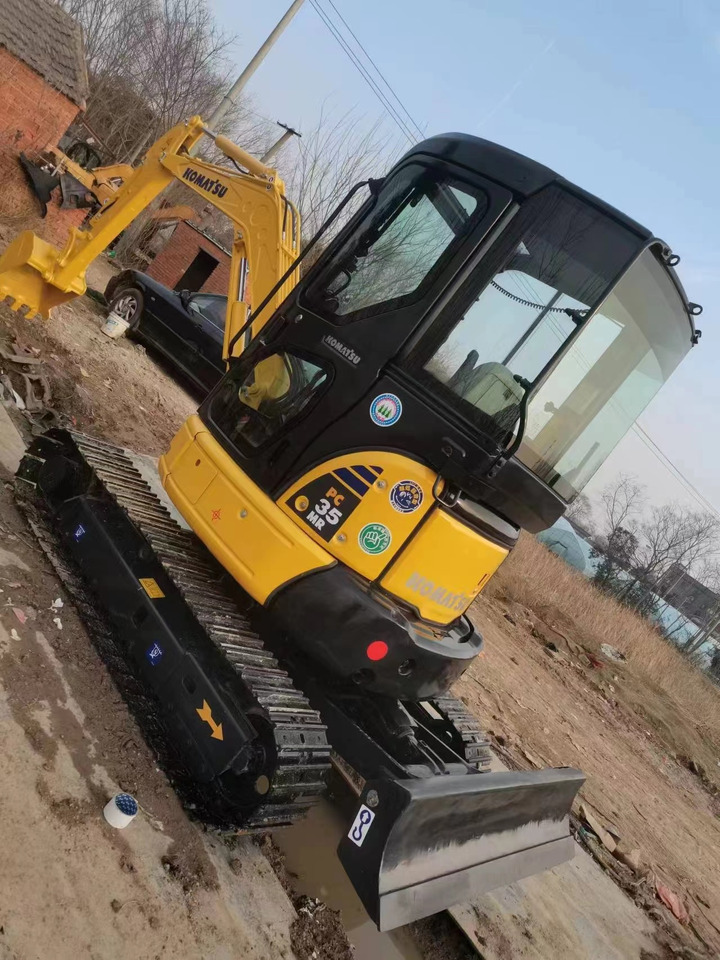 KOMATSU PC 35 MR - Гусеничный экскаватор: фото 5 KOMATSU PC 35 MR - Гусеничный экскаватор: фото 5