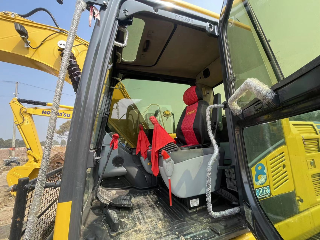 Гусеничный экскаватор KOMATSU PC120-8: фото 6