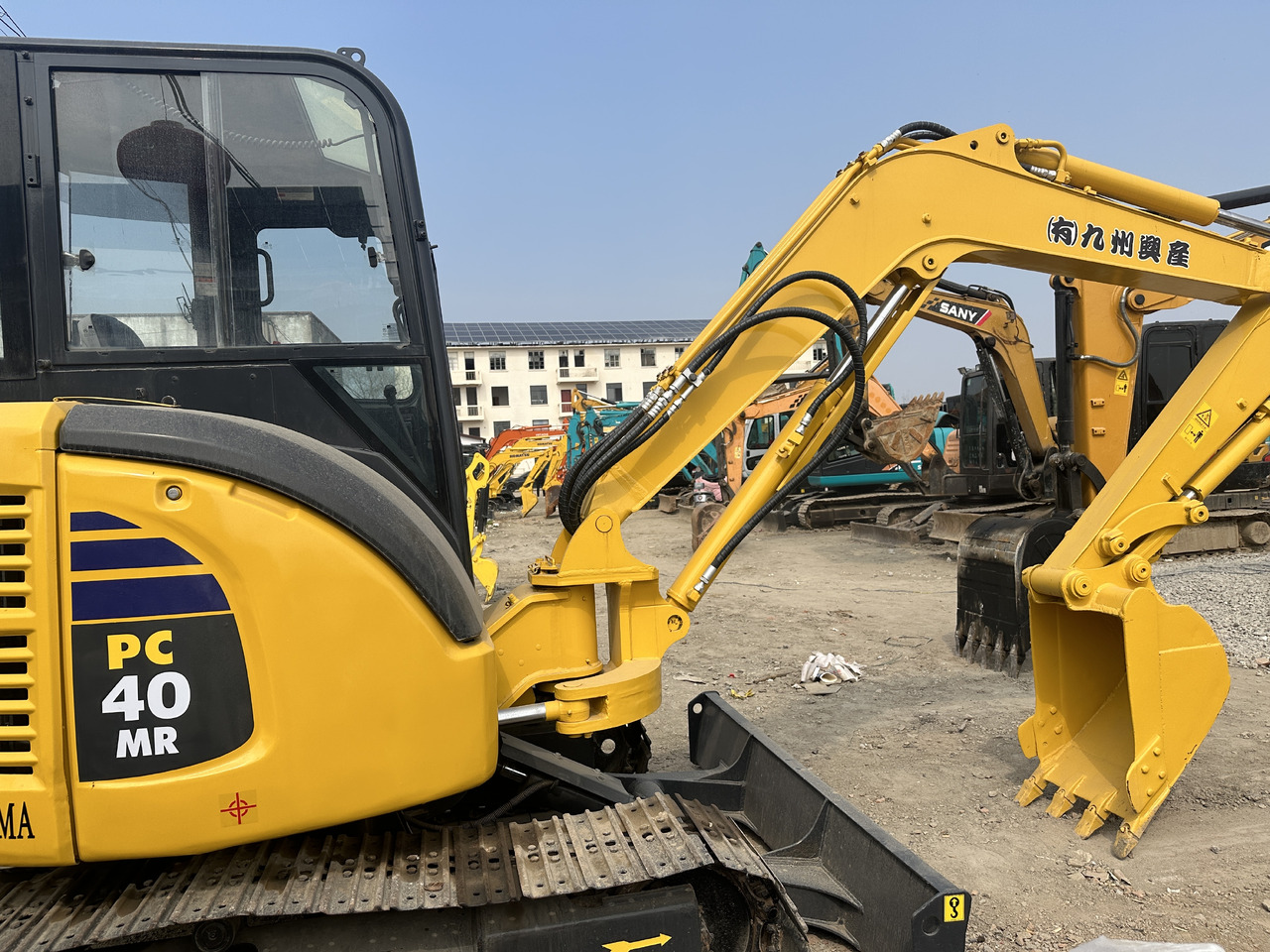KOMATSU PC40MR - Мини-экскаватор: фото 2 KOMATSU PC40MR - Мини-экскаватор: фото 2