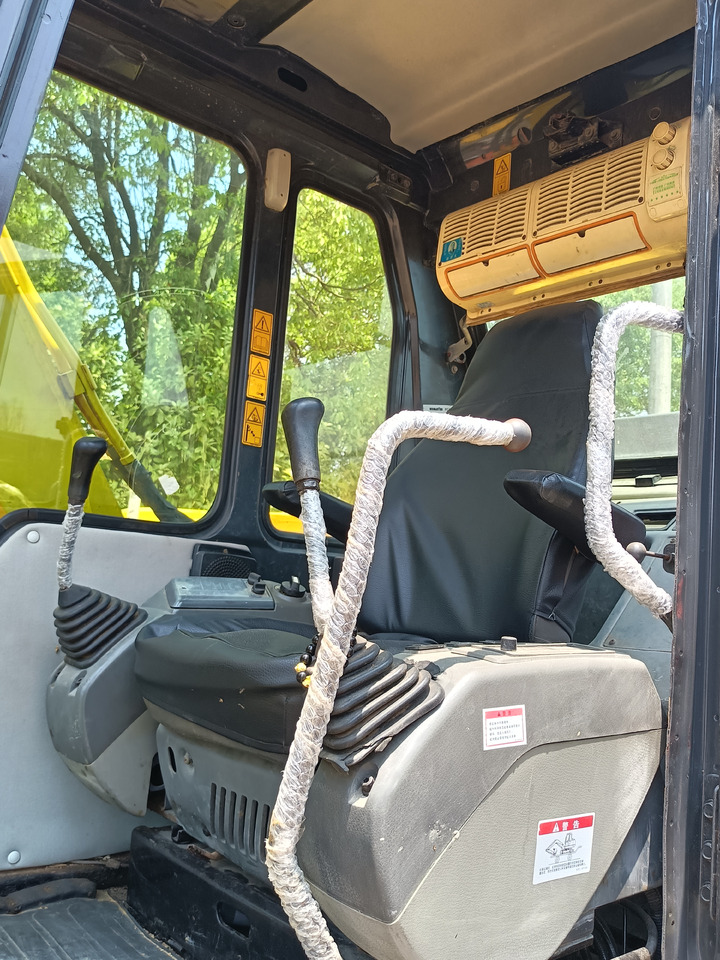 KOMATSU PC60-7 - Гусеничный экскаватор: фото 4 KOMATSU PC60-7 - Гусеничный экскаватор: фото 4