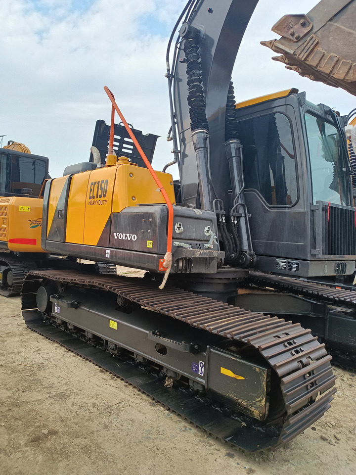 VOLVO EC150 - Гусеничный экскаватор: фото 3 VOLVO EC150 - Гусеничный экскаватор: фото 3