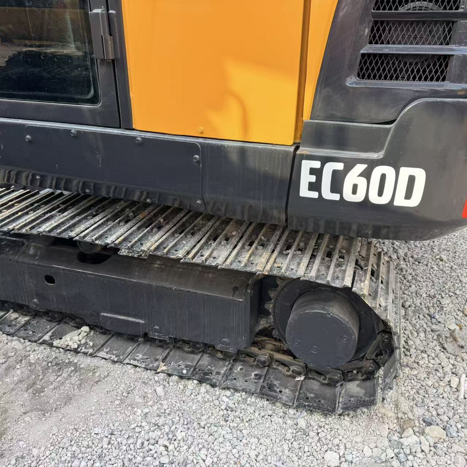 Гусеничный экскаватор VOLVO EC60D: фото 8
