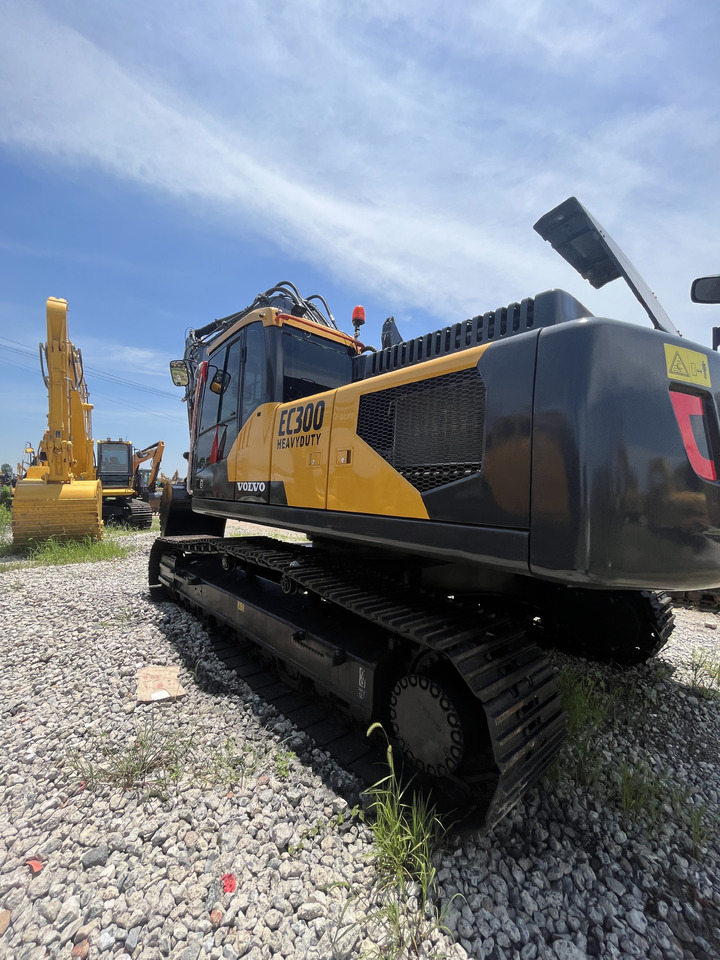 Volvo EC300DL - Гусеничный экскаватор: фото 5 Volvo EC300DL - Гусеничный экскаватор: фото 5