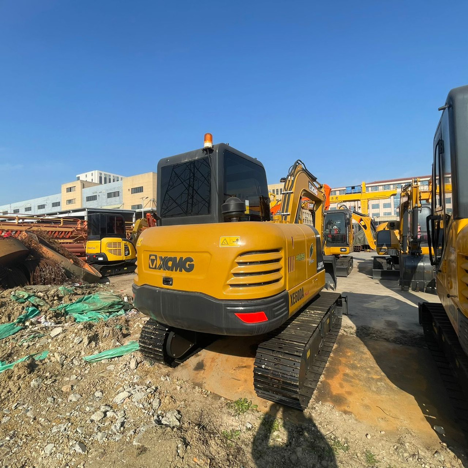 XCMG XE60DA - Мини-экскаватор: фото 4 XCMG XE60DA - Мини-экскаватор: фото 4