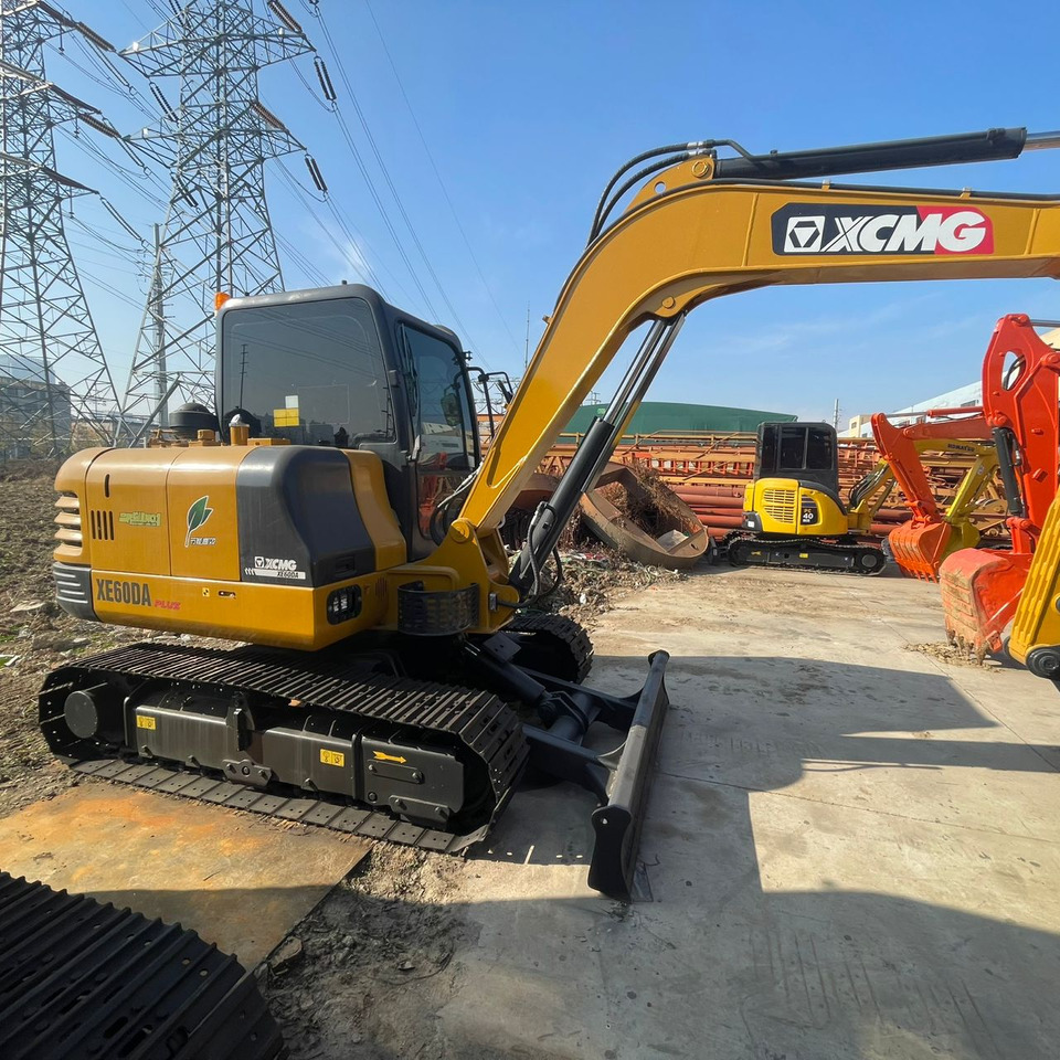 XCMG XE60DA - Мини-экскаватор: фото 3 XCMG XE60DA - Мини-экскаватор: фото 3